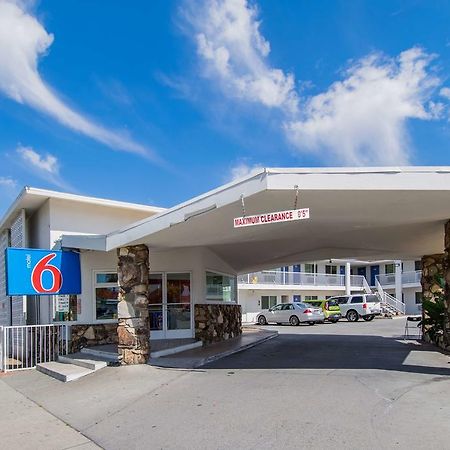 Motel 6-San Bernardino, Ca - Downtown Exterior foto