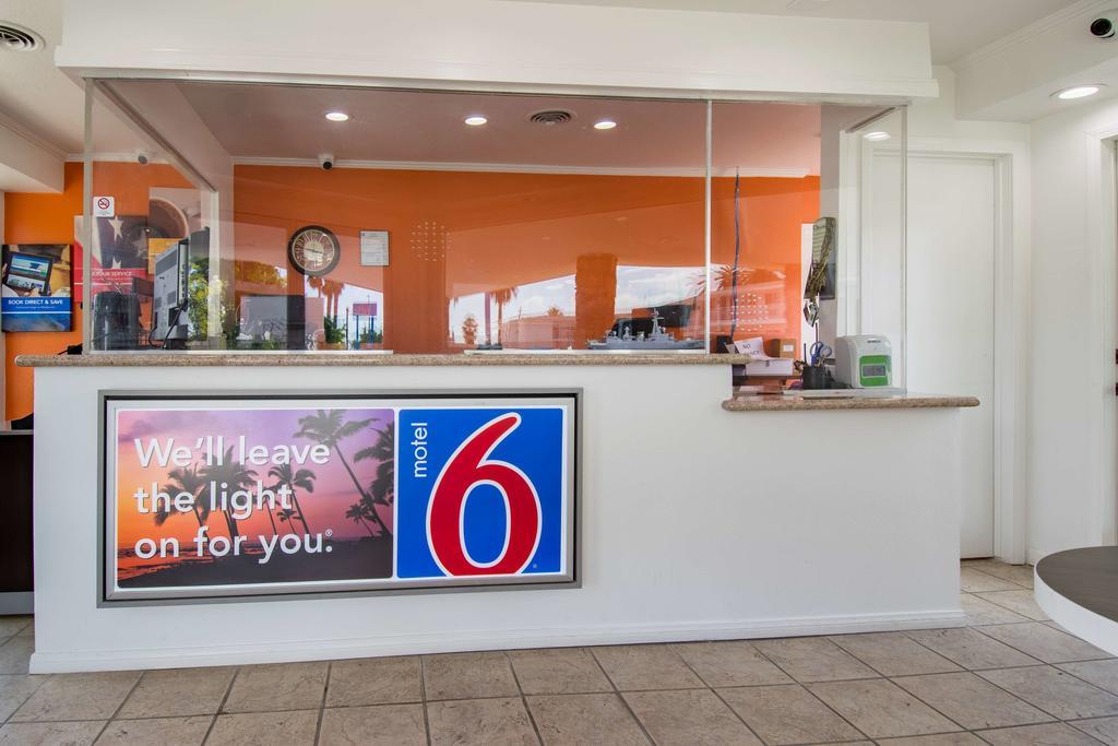 Motel 6-San Bernardino, Ca - Downtown Exterior foto